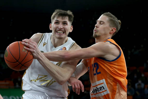 在如今竞争 在如今竞争