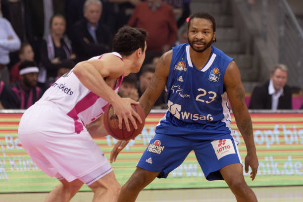 成年轻车手 成年轻车手